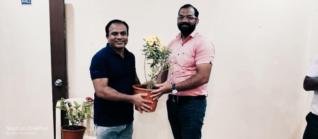 Felicitation by Doctors association After Conducting CME on Epilepsy Dr Sunil Sable Pediatric Neurologist and Epilepsy Specialist Ahilynagar(Ahmednagar) Maharashtra