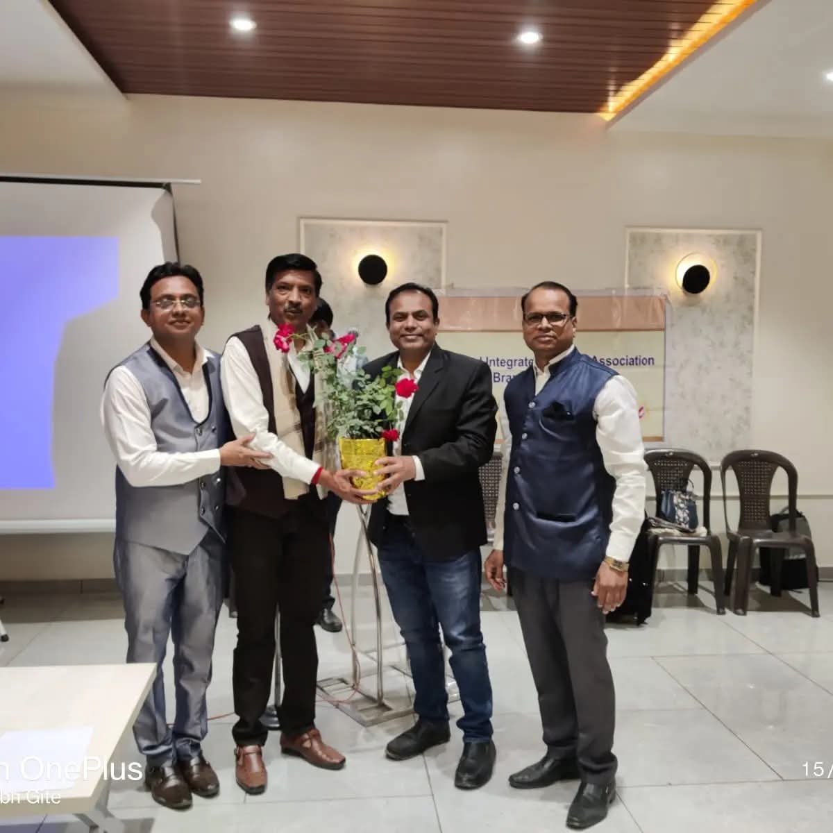 Felicitation by Doctors association After Conducting CME on Developmental Delay Early Recognition Dr Sunil Sable Pediatric Neurologist and Epilepsy Specialist Ahilynagar(Ahmednagar) Maharashtra